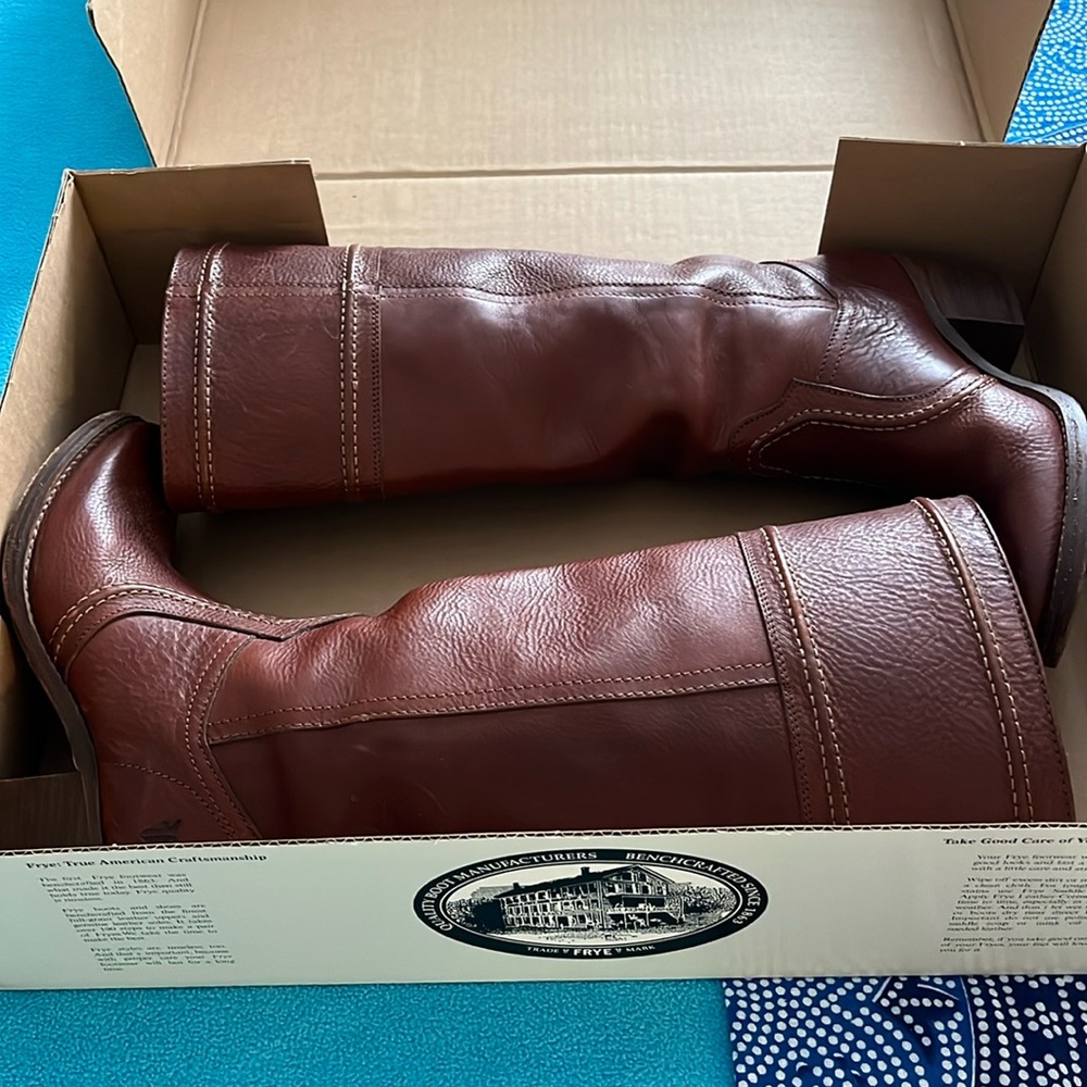 Leather boots